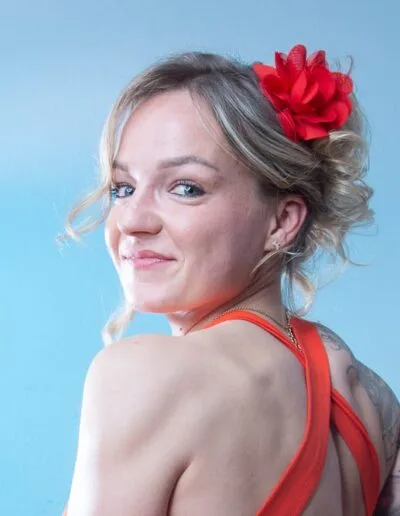 Janaina coiffeuse energéticienne-cliente energisée