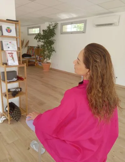 Janaina coiffeuse energéticienne-cliente energisée